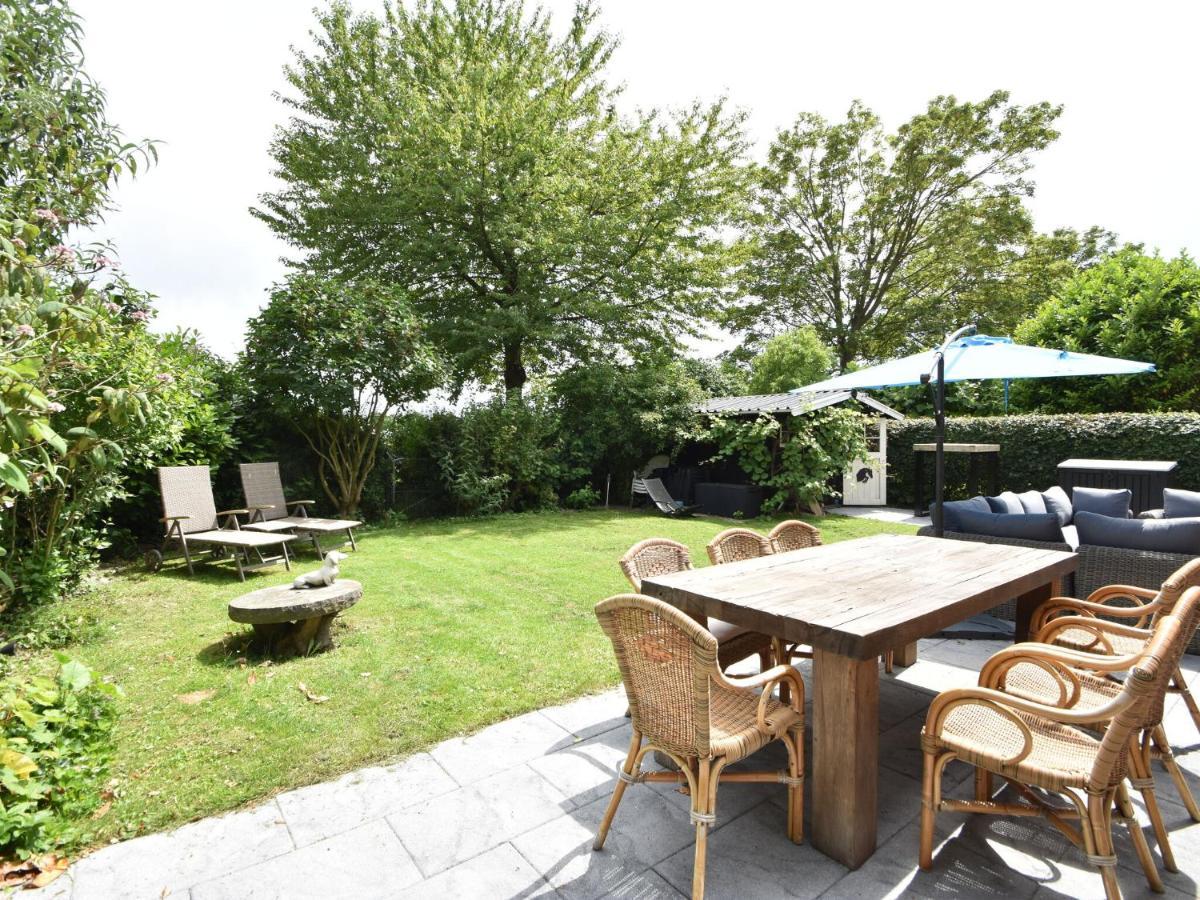 Vakantiehuis In Zeeland With Wide Views Bruinisse